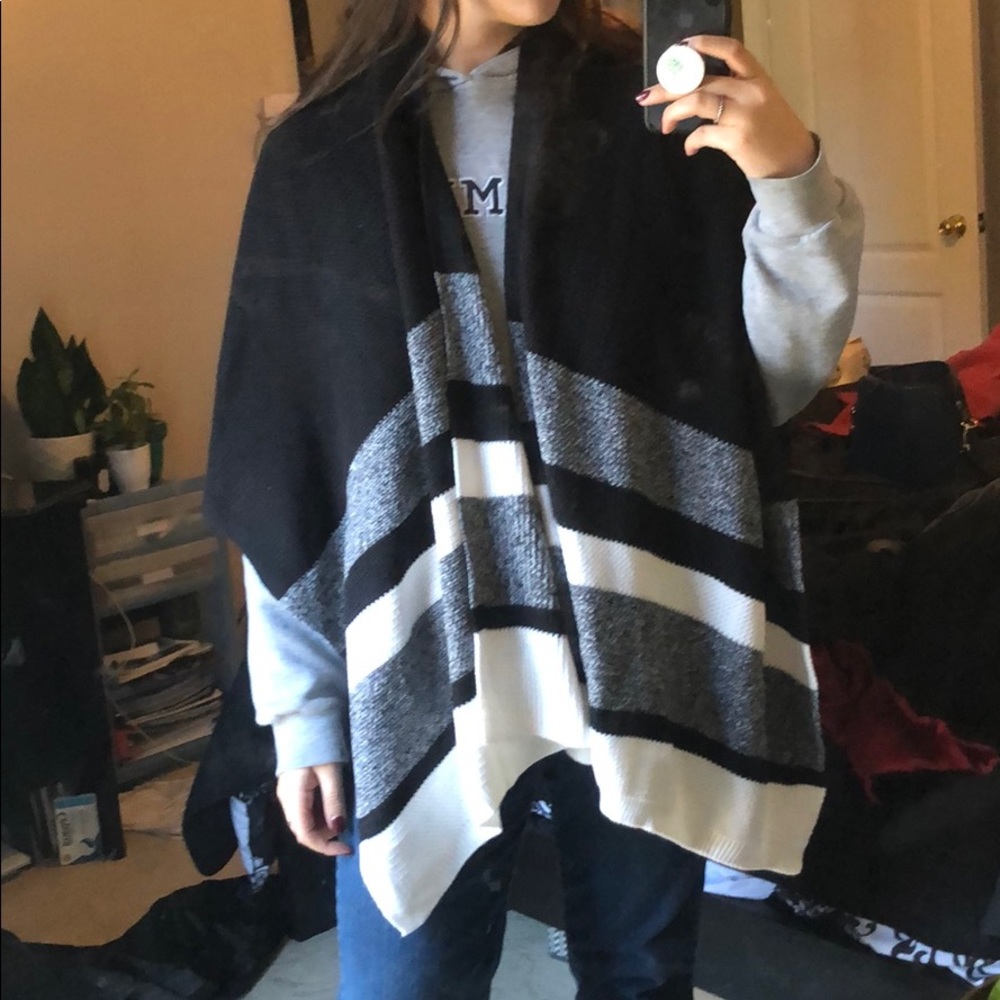 Brand new Calvin Klein poncho scarf
